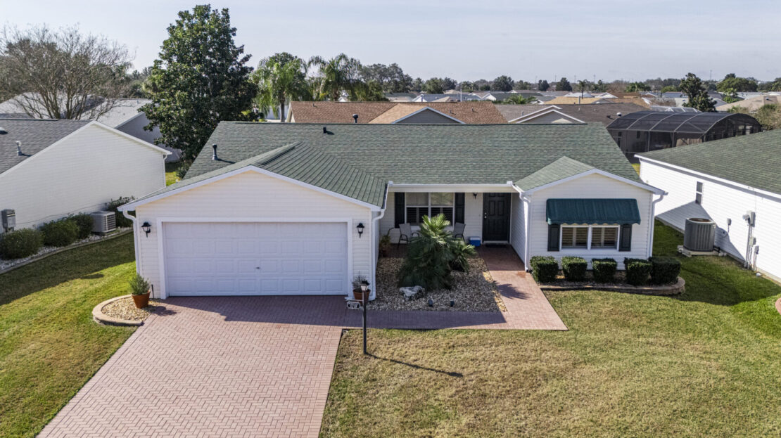 3218 Woodridge Dr. - Greg Szablewski - Worth Clark Realty