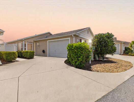 🏡 852 Sapphire Place, The Villages, FL Courtyard Villa for Sale