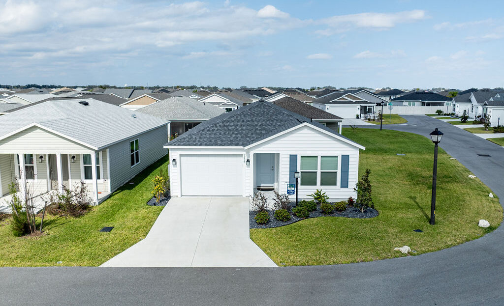 1535 Pj Martin Court, THE VILLAGES, FL